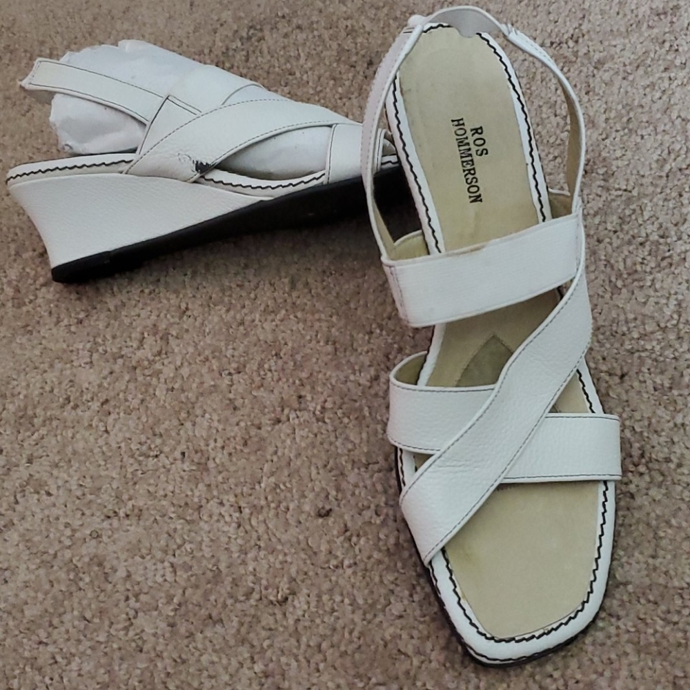 White low wedge sandals  7.5 4A